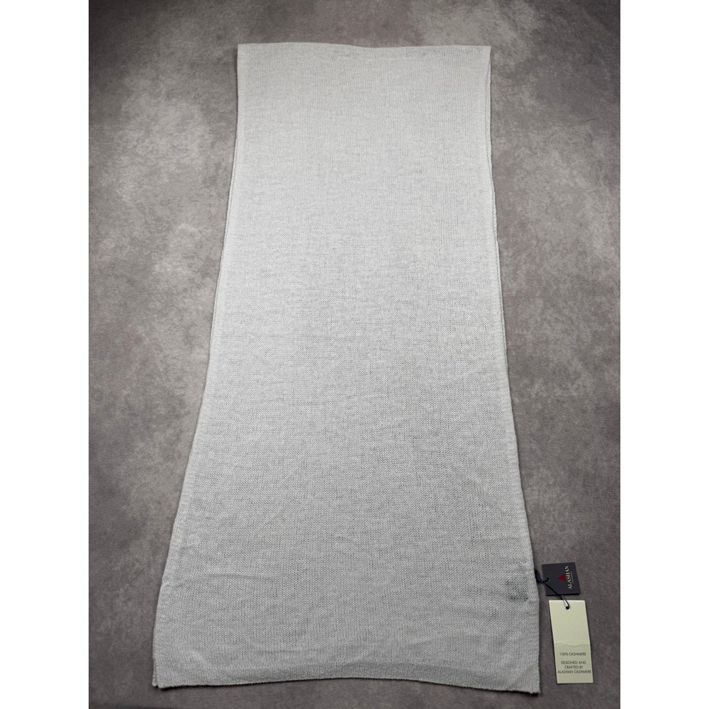 NWT Alashan Cashmere Scarf 100% Cashmere Light Gray Heather Knit Wrap Classic
